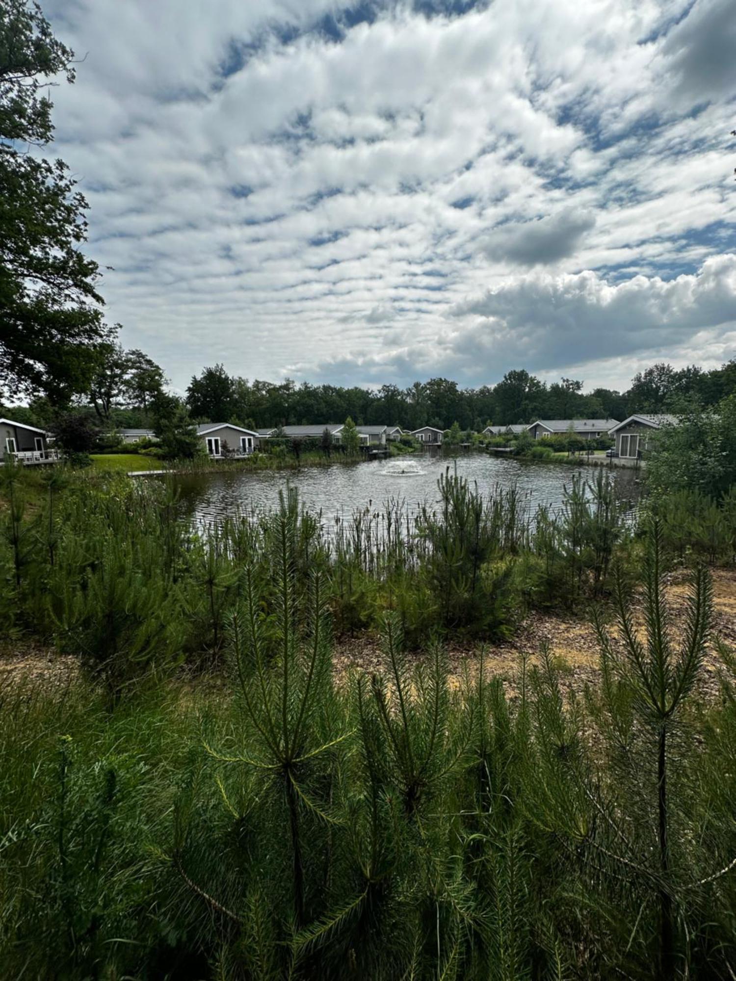 Dubbele Op Recreatiepark Topparken Op De Veluwe In Met Grote Vrije Tuin En Eigen Parkeerplaats Hébergement de vacances